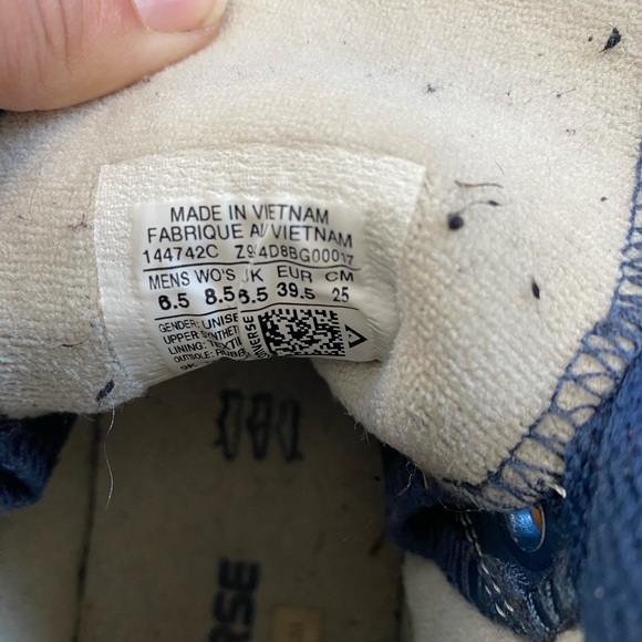 Navy Blue Rubber Converse ! - Picture 5 of 5